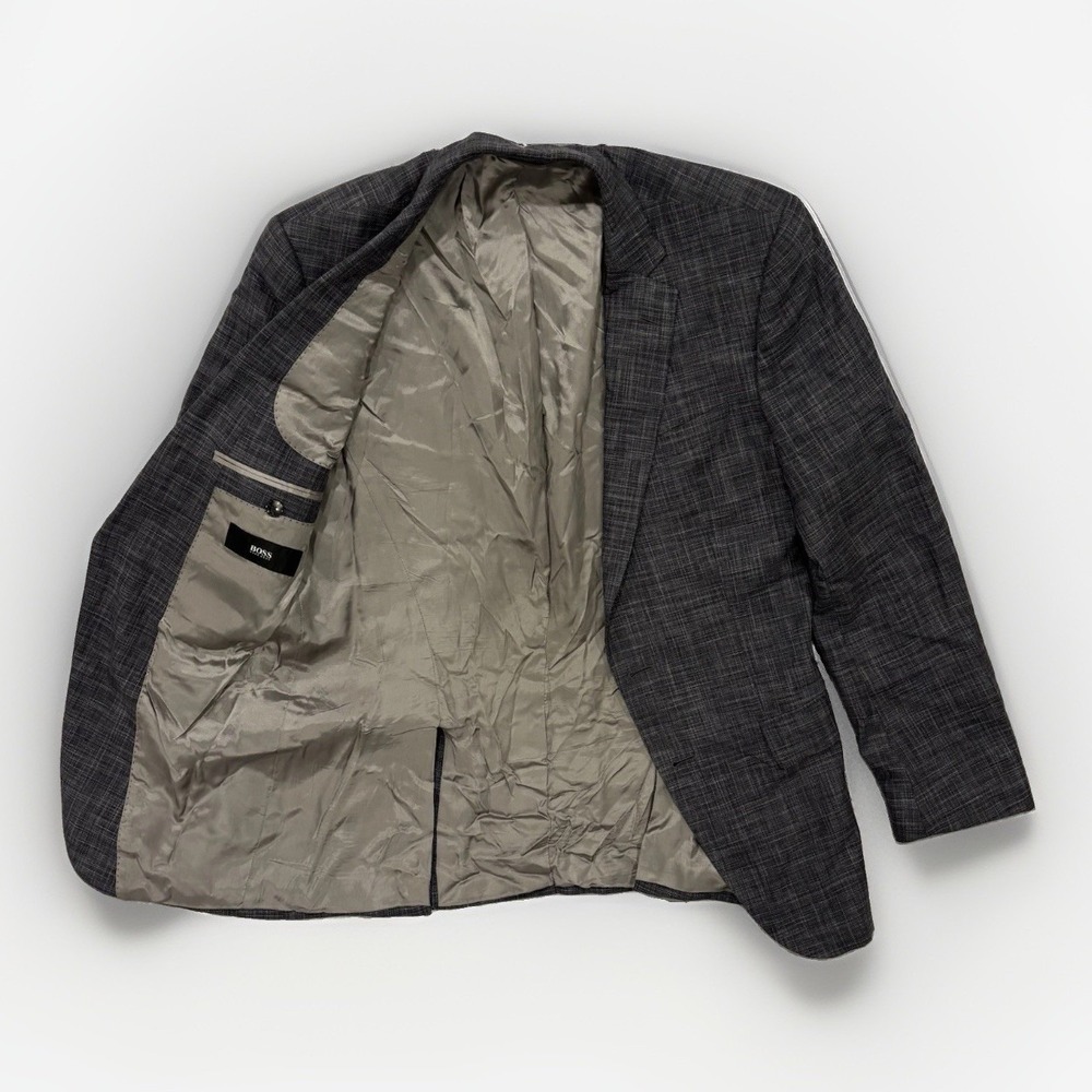 Hugo Boss Wool Silk Blazer Mens 36R Charcoal Gray Crosshatch Plaid Sport Coat